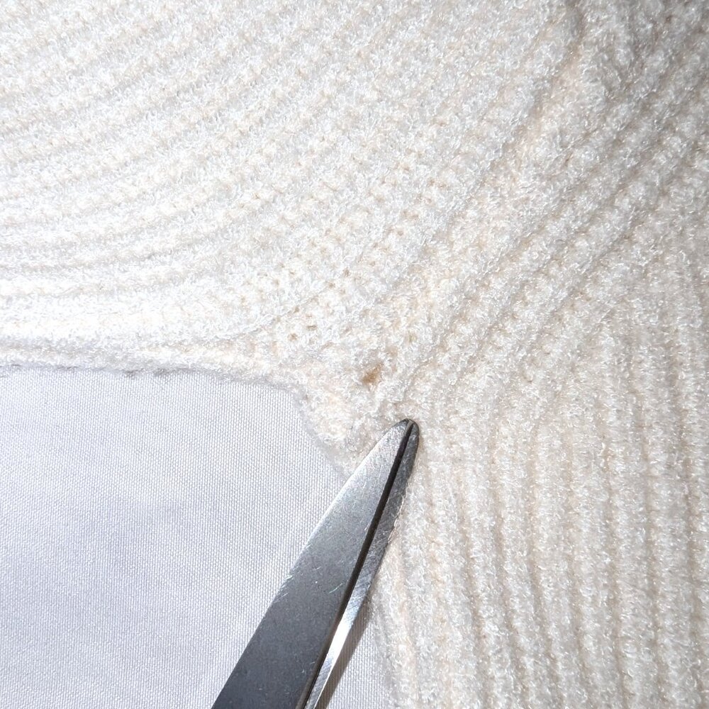 CALIA | Cashmere Blend Ribbed Knit Hooded Sweater Pullover in Cream | Small - Picture 14 of 14